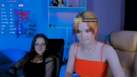 Snapshot of liana_kisses chatting on 01/08/25, 04:44 Little Liana online show from 01/08/25, 04:44