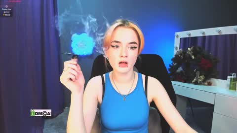 Snapshot of liana_kisses chatting on 02/04/25, 12:00 Little Liana online show from 02/04/25, 12:00