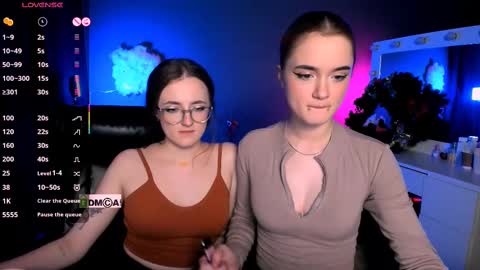 Snapshot of liana_kisses chatting on 02/26/25, 05:20 Little Liana online show from 02/26/25, 05:20