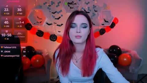 Snapshot of liana_kisses chatting on 10/25/25, 08:00 Little Liana online show from 10/25/25, 08:00