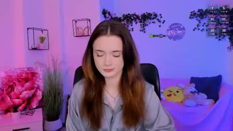 Little Liana  online show from 06/30/26, 06:42