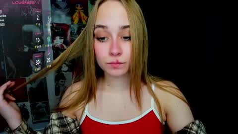 Snapshot of lianabright chatting on 05/18/26, 01:24 Liana online show from 05/18/26, 01:24