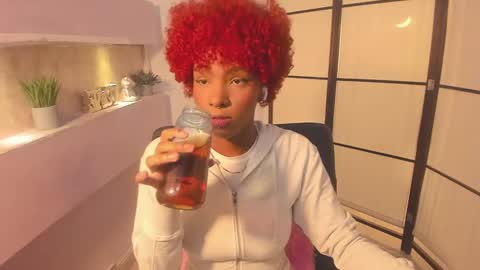 LiannaDixon online show from 01/05/25, 04:06