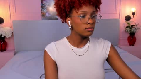 LiannaDixon online show from 01/20/25, 02:14