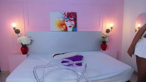 LiannaDixon online show from 01/26/25, 05:02