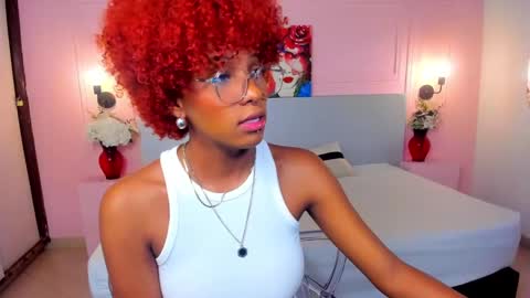 LiannaDixon online show from 01/27/25, 01:52