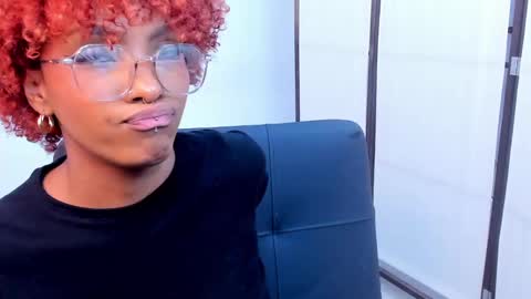 LiannaDixon online show from 03/04/25, 09:11