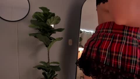 Lia online show from 03/04/25, 05:45