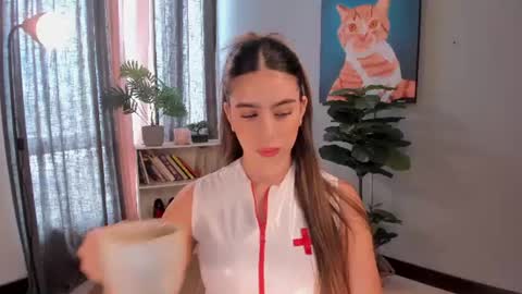 Snapshot of liapearce chatting on 07/17/26, 01:07 Lia online show from 07/17/26, 01:07