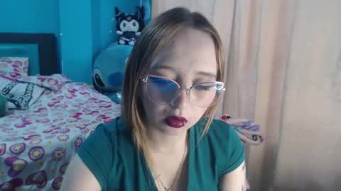 Lia Roberts online show from 03/04/25, 11:51
