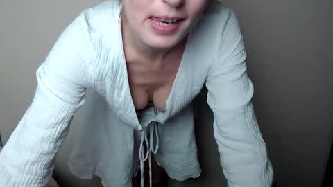 Lia online show from 02/07/26, 01:15