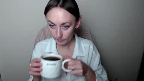 Lia online show from 02/24/26, 01:09