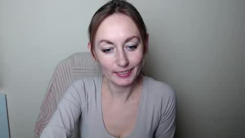 Lia online show from 03/24/26, 12:54