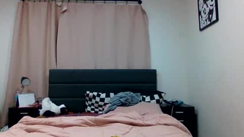 Snapshot of liatalian chatting on 01/08/26, 10:34 liatalian online show from 01/08/26, 10:34