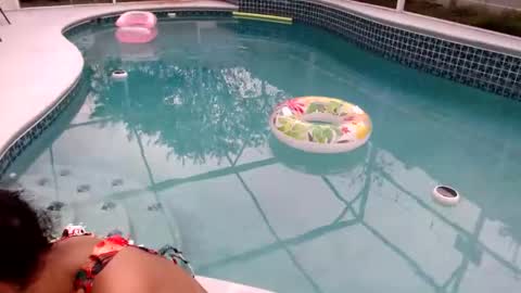 liatalian online show from 03/15/26, 07:53