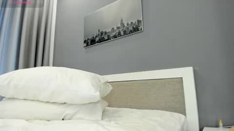 Snapshot of liavee chatting on 09/26/25, 04:05 Lia online show from 09/26/25, 04:05