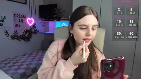 Lia online show from 09/29/25, 01:49