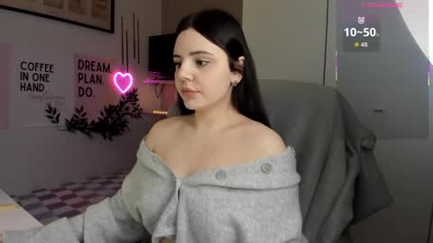 Lia online show from 01/13/26, 09:47