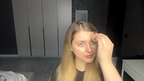 Olivia online show from 06/02/26, 03:25