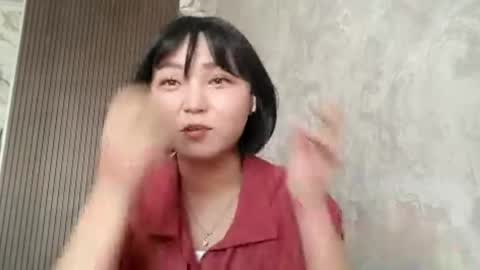 Molly online show from 05/17/26, 05:16
