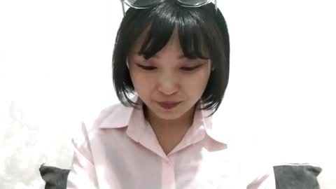 Molly online show from 05/26/26, 03:19