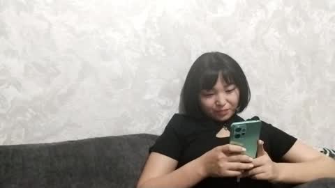 Molly online show from 05/28/26, 05:32