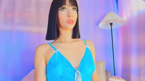 Valentina Hall online show from 03/20/26, 11:37