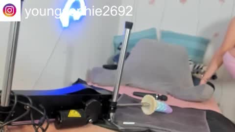 Sophie online show from 02/05/26, 03:16