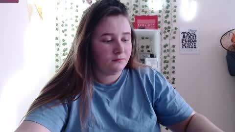 light_lunaa online show from 01/22/25, 09:46