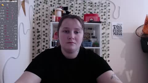 light_lunaa online show from 02/04/25, 10:43