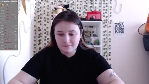 light_lunaa online show from 02/07/25, 07:40