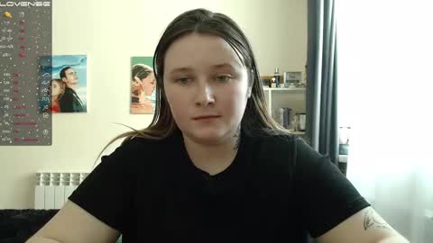 light_lunaa online show from 02/23/25, 09:00