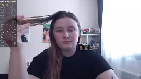 light_lunaa online show from 03/01/25, 05:09