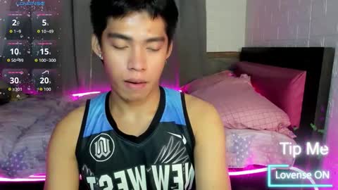 Snapshot of lightjt4 chatting on 09/08/25, 03:44 Jt online show from 09/08/25, 03:44