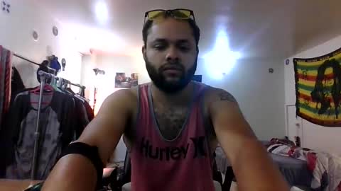 Snapshot of lightskinned666 chatting on 10/05/25, 04:49 lightskinned666 online show from 10/05/25, 04:49