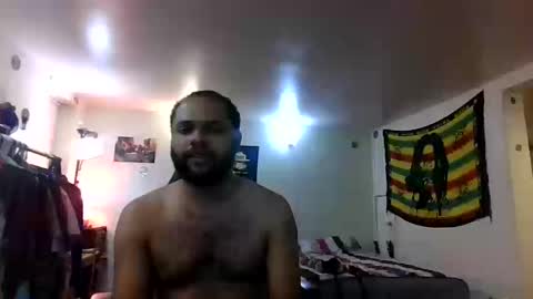 Snapshot of lightskinned666 chatting on 10/14/25, 04:13 lightskinned666 online show from 10/14/25, 04:13