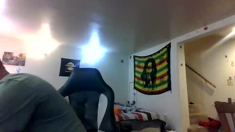 Snapshot of lightskinned666 chatting on 10/24/25, 03:03 lightskinned666 online show from 10/24/25, 03:03