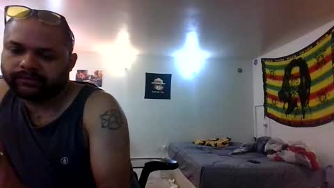 Snapshot of lightskinned666 chatting on 11/04/25, 05:23 lightskinned666 online show from 11/04/25, 05:23