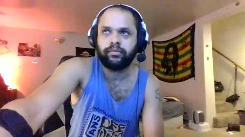 Snapshot of lightskinned666 chatting on 05/11/26, 05:10 lightskinned666 online show from 05/11/26, 05:10