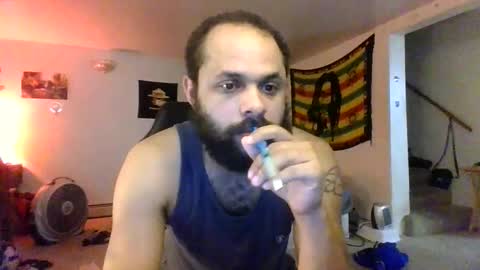 Snapshot of lightskinned666 chatting on 05/30/26, 02:41 lightskinned666 online show from 05/30/26, 02:41