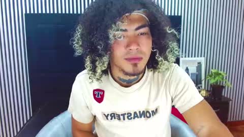 Lihan online show from 09/23/25, 03:26