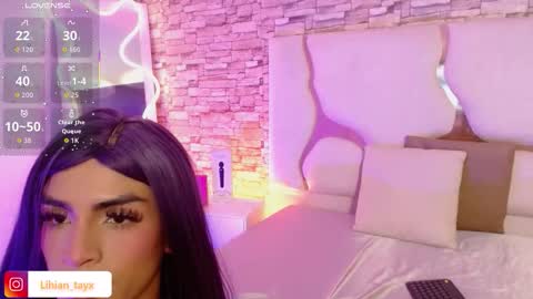 Snapshot of lihian_tay chatting on 09/16/25, 03:40 LIHIAN online show from 09/16/25, 03:40