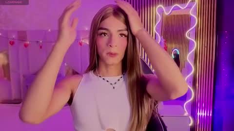 Snapshot of lihian_tay chatting on 02/05/26, 03:22 LIHIAN online show from 02/05/26, 03:22