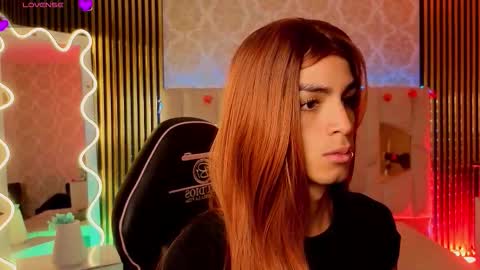Snapshot of lihian_tay chatting on 03/18/26, 11:35 LIHIAN online show from 03/18/26, 11:35