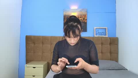 Liiaa Sweett  online show from 05/22/26, 01:17