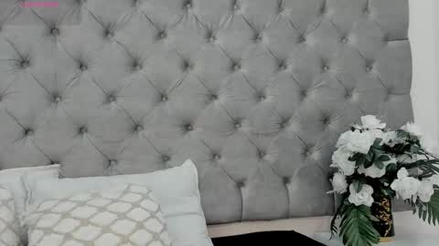 liiabloomm online show from 02/05/26, 12:21