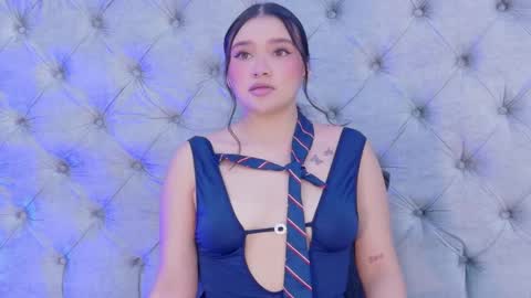 liiabloomm online show from 05/23/26, 04:29