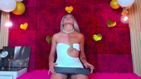 Snapshot of liiacollins chatting on 11/19/25, 02:50 liiacollins online show from 11/19/25, 02:50