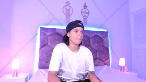 liiam_smith_ online show from 01/10/25, 06:06