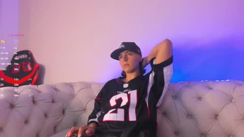 liiam_smith_ online show from 01/11/25, 03:09